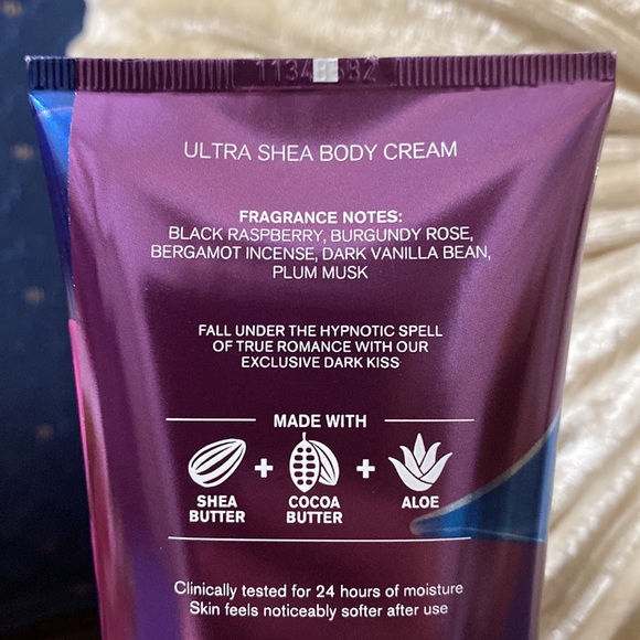 BATH & BODY WORKS SET. . . DARK KISS SCENT - Picture 4 of 6